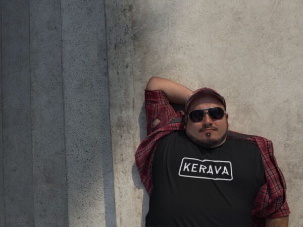KERAVA t-paita 6-8XL Musta